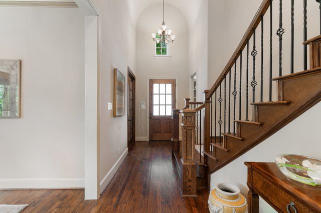 640 Clearwater Drive, Irving, TX 75039