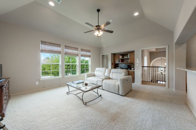 640 Clearwater Drive, Irving, TX 75039