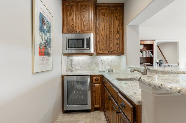 640 Clearwater Drive, Irving, TX 75039