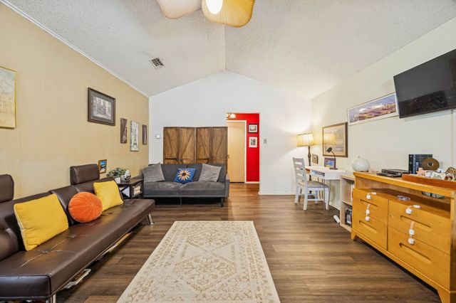 5713 Atlantis Terrace, Arlington, TX 76016