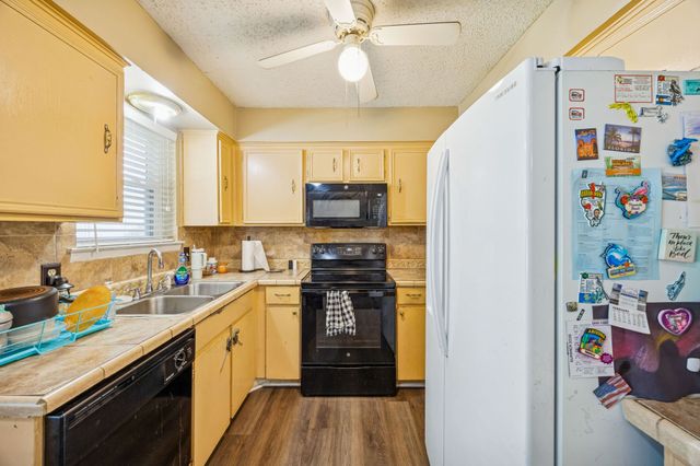 5713 Atlantis Terrace, Arlington, TX 76016