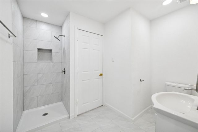 1500 Harvard Street, Baytown, TX 77520