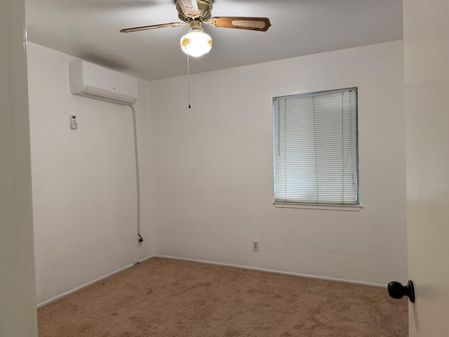 2201 Edgewater Rd, Sacramento, CA 95815