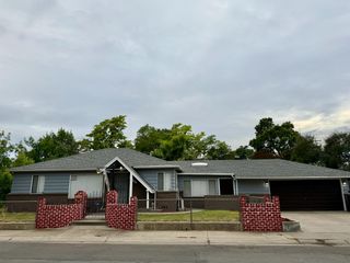 2201 Edgewater Rd, Sacramento, CA 95815