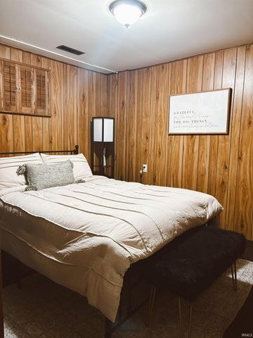 706 Rose Drive, Newburgh, IN 47630