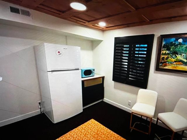 706 Rose Drive, Newburgh, IN 47630