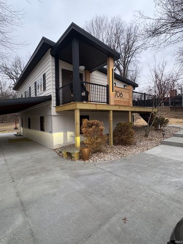 706 Rose Drive, Newburgh, IN 47630