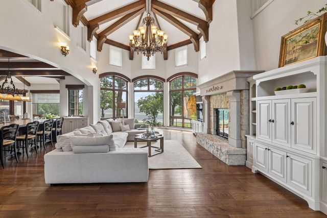 465 Spring Hill Road, Wayzata, MN 55391