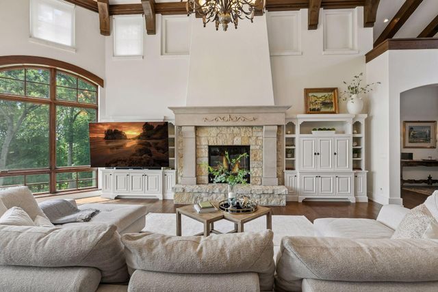 465 Spring Hill Road, Wayzata, MN 55391