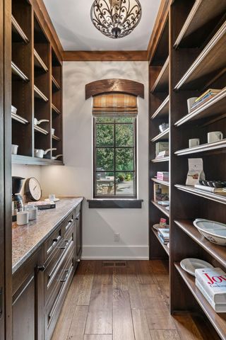 465 Spring Hill Road, Wayzata, MN 55391