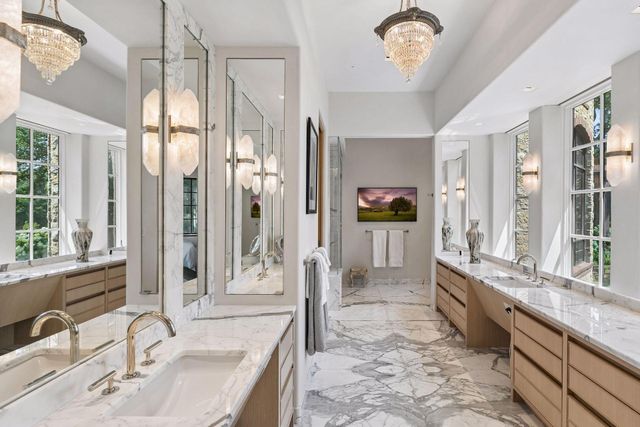 465 Spring Hill Road, Wayzata, MN 55391
