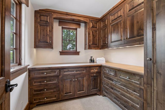 465 Spring Hill Road, Wayzata, MN 55391