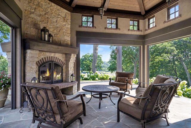 465 Spring Hill Road, Wayzata, MN 55391