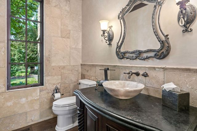 465 Spring Hill Road, Wayzata, MN 55391