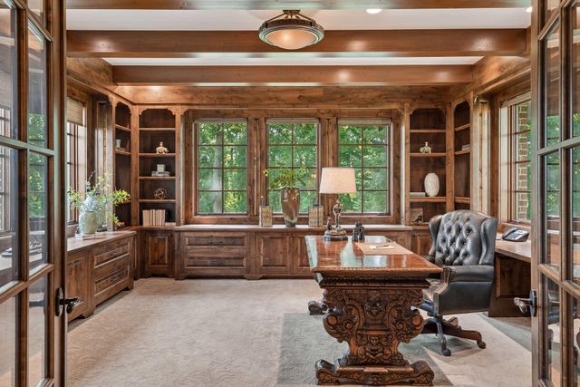 465 Spring Hill Road, Wayzata, MN 55391