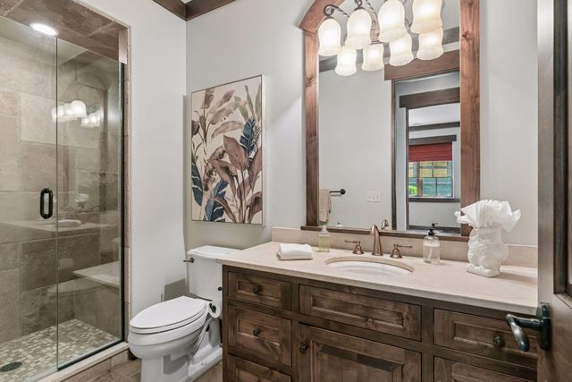 465 Spring Hill Road, Wayzata, MN 55391