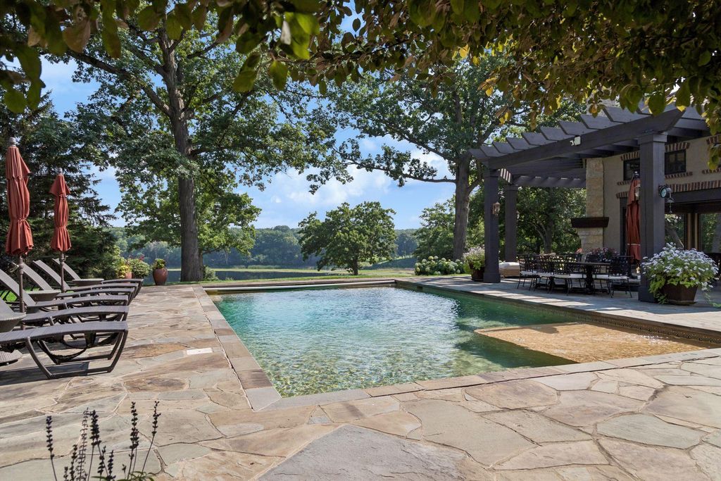 465 Spring Hill Road, Wayzata, MN 55391 — photo 2