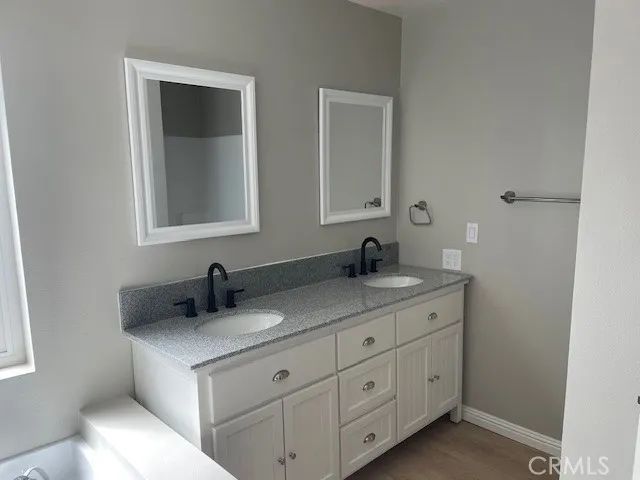 31051 Oak Valley, Homeland, CA 92548