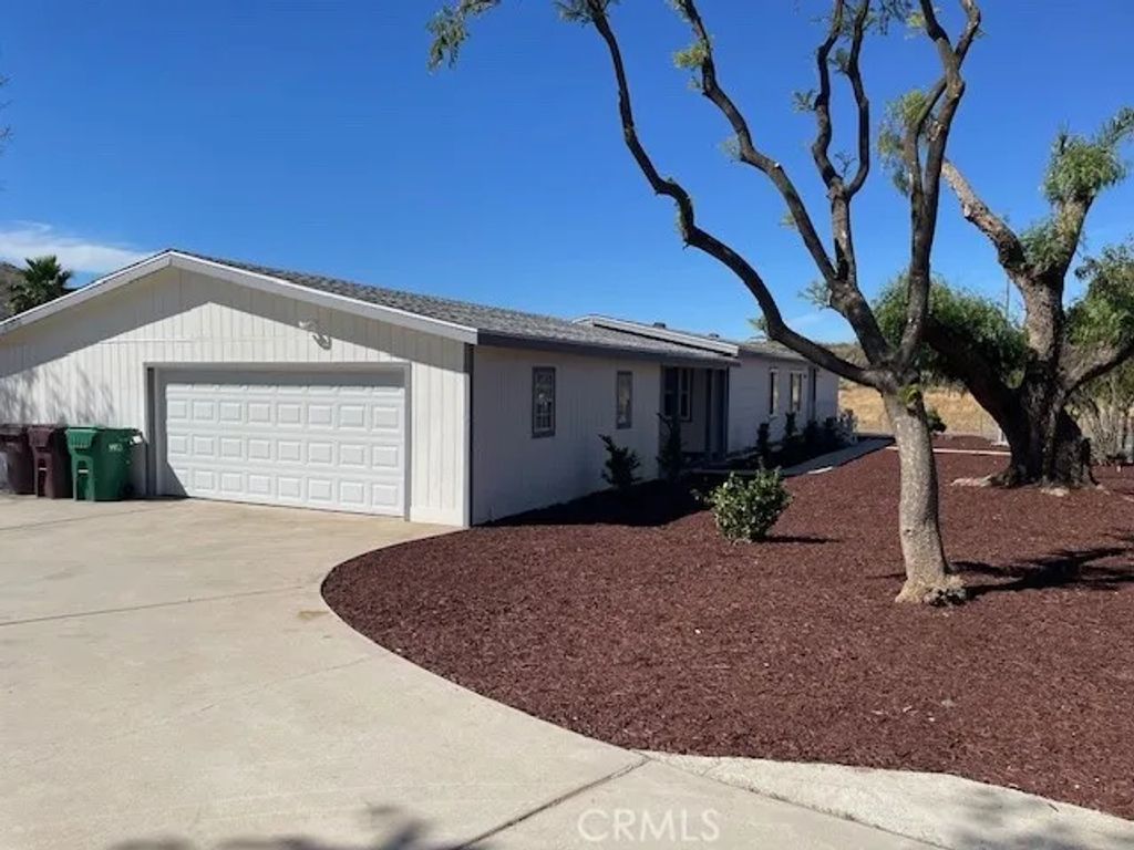 31051 Oak Valley, Homeland, CA 92548
