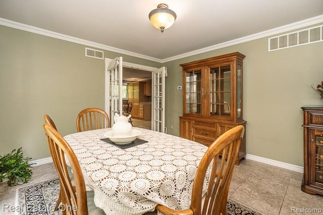 2691 Fox Cove, Addison Township, MI 48370