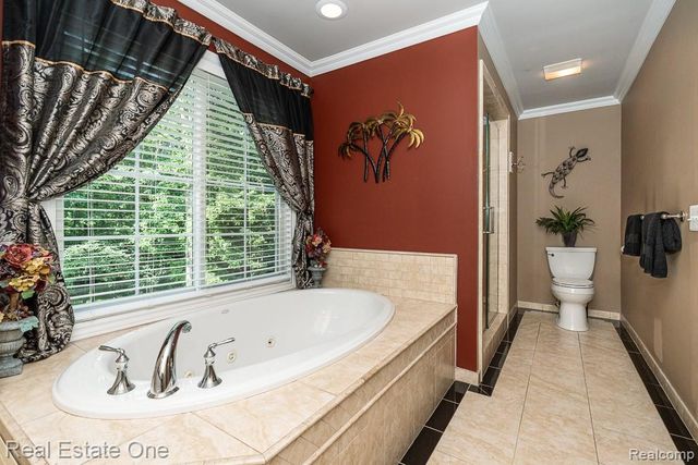 2691 Fox Cove, Addison Township, MI 48370