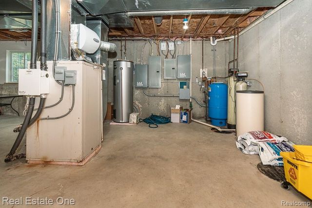 2691 Fox Cove, Addison Township, MI 48370