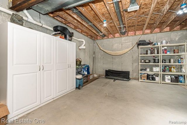 2691 Fox Cove, Addison Township, MI 48370