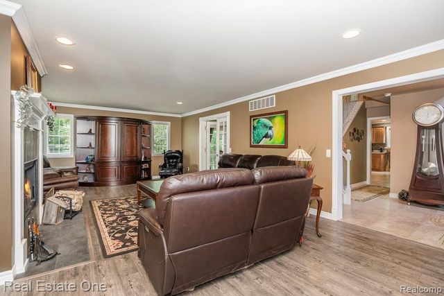 2691 Fox Cove, Addison Township, MI 48370