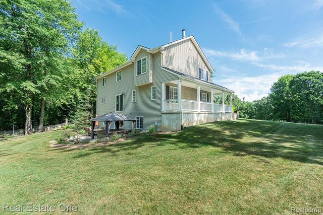 2691 Fox Cove, Addison Township, MI 48370