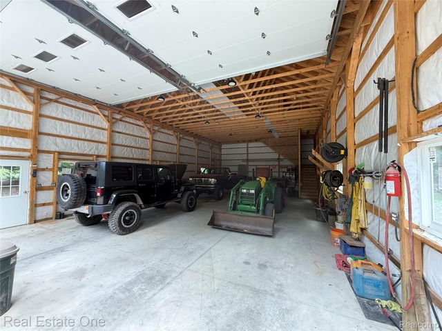 2691 Fox Cove, Addison Township, MI 48370