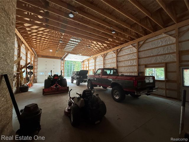 2691 Fox Cove, Addison Township, MI 48370