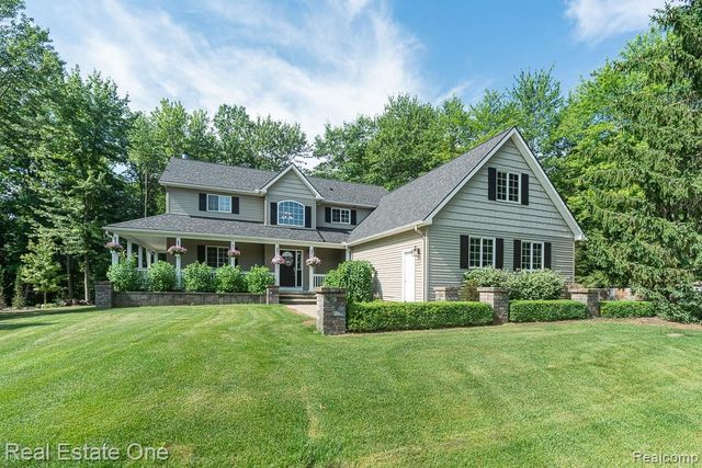 2691 Fox Cove, Addison Township, MI 48370