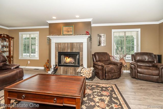 2691 Fox Cove, Addison Township, MI 48370