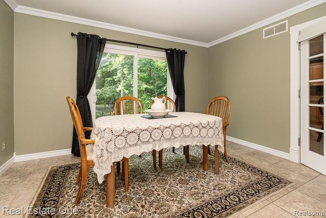 2691 Fox Cove, Addison Township, MI 48370