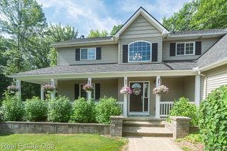 2691 Fox Cove, Addison Township, MI 48370