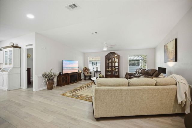 8385 N SHADY FORK WAY, Dunnellon, FL 34433