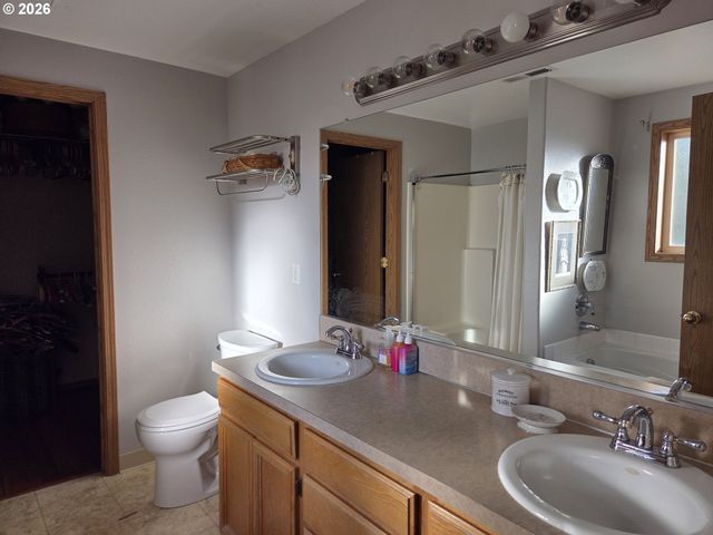 11606 Ne 43RD Ave, Vancouver, WA 98686