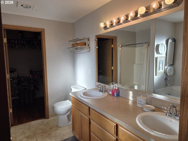 11606 Ne 43RD Ave, Vancouver, WA 98686