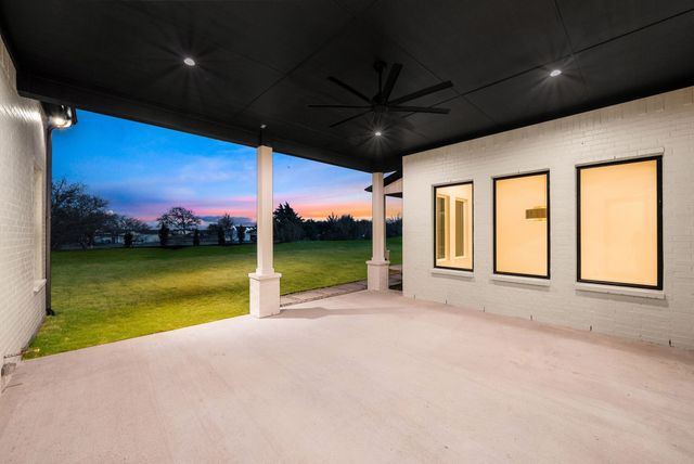 940 Healey Drive, Fairview, TX 75069