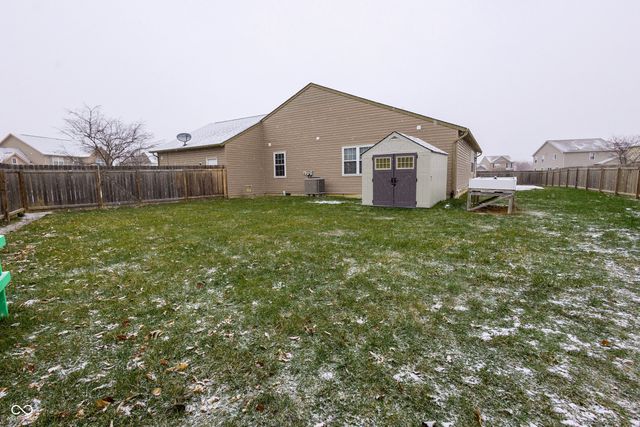 8275 Locke Circle, Avon, IN 46123