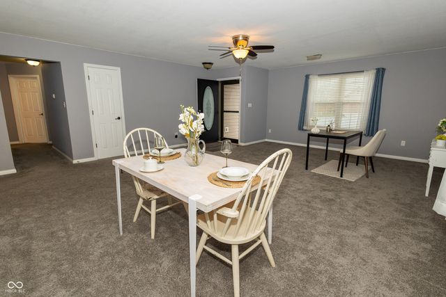 8275 Locke Circle, Avon, IN 46123