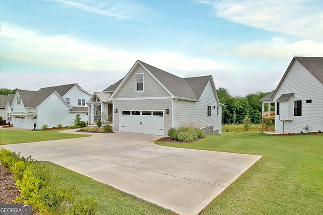 375 Werner Way, Senoia, GA 30276