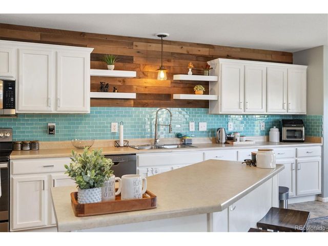 5786 Raleigh Cir, Castle Rock, CO 80104