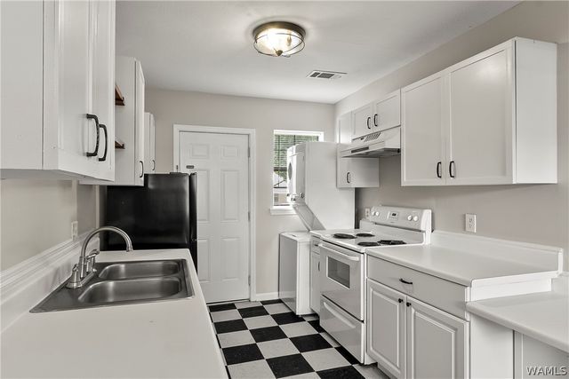 901 HARGROVE 4B, Tuscaloosa, AL 35401