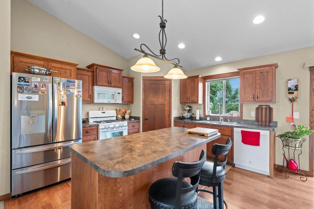1050 Mallard Street NE, Hanover, MN 55341