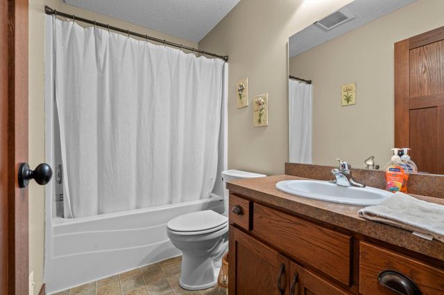1050 Mallard Street NE, Hanover, MN 55341