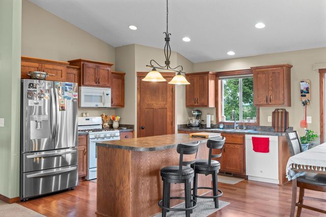 1050 Mallard Street NE, Hanover, MN 55341