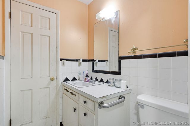 101 S Hall Street, Adair, OK 74330