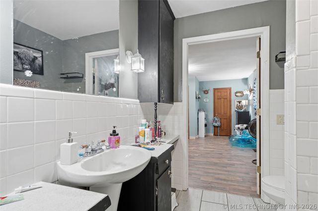 101 S Hall Street, Adair, OK 74330