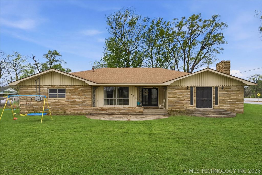 101 S Hall Street, Adair, OK 74330